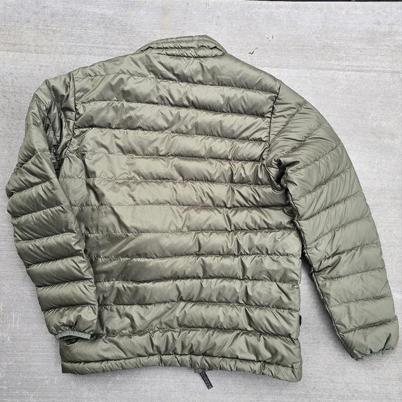 Patagonia Olive Green Puffer Jacket Youth XL 14 - Picture 3 of 4